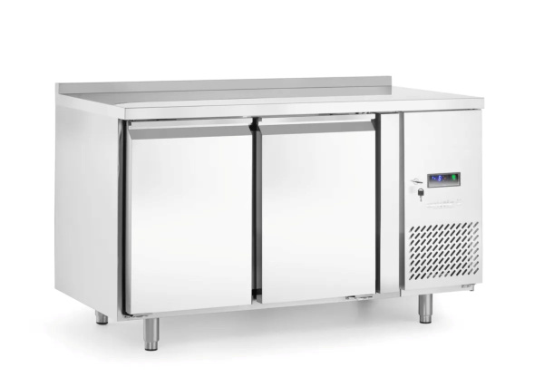ARKTIC 2 durų šaldiklis-stalas su šoniniu agregatu, Profi Line, GN 1/1, 280 L, 1360x700x(H)910 mm 232064 | E-gastro