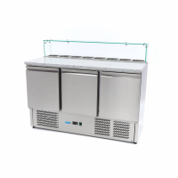 MAXIMA Picos paruošimo šaldytuvas 137 cm 3 durys 8 × 1/6 GN su granito stalviršiu ir stiklo vitrina 09400208 | E-gastro